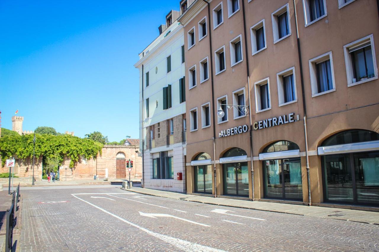 Hotel Centrale Este Exterior foto